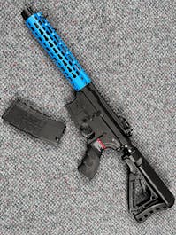 G&G Armament BY-103912 CM16 Wild Hog Combat Machine; 9''; PTT Blue