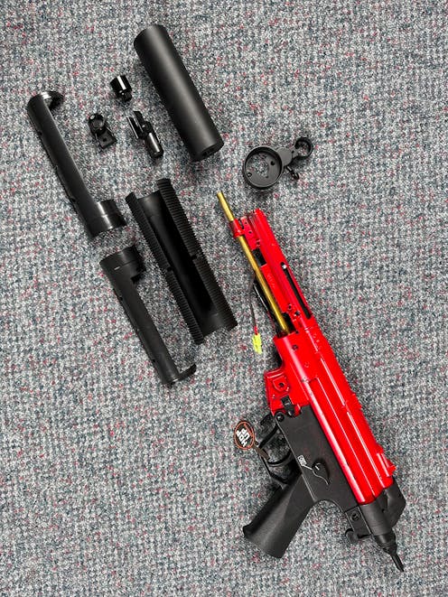 CYMA BY-102009 CM.041SD6 High-Speed SMG-5 AEG; PTT Red