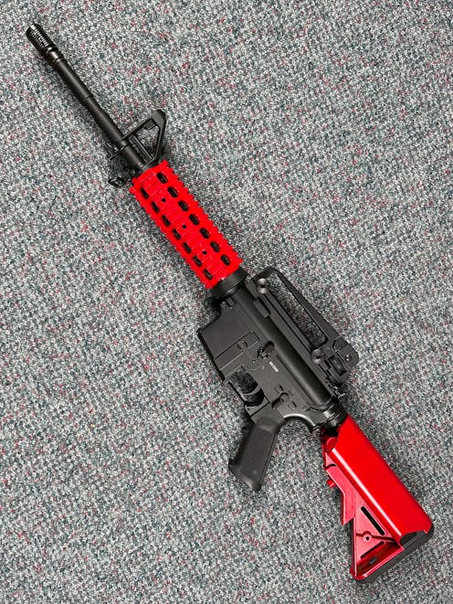 CYMA BY-101656 CM.007 M4A1 AEG Assault Rifle; PTT Red