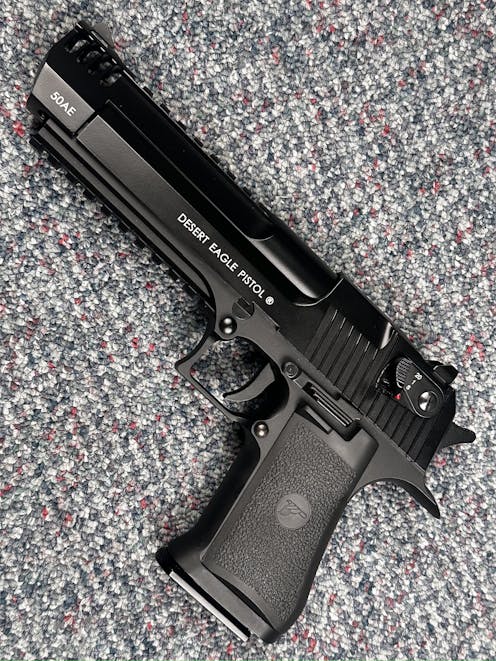Cybergun BY-104427 Desert Eagle L6 .50AE CO2 GBB Pistol; FULL AUTO; Black