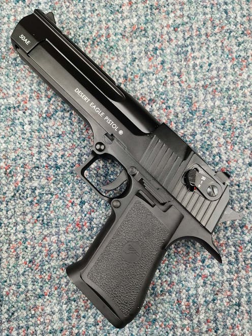 Cybergun BY-104442 Desert Eagle .50AE CO2 GBB Pistol; FULL AUTO; Black