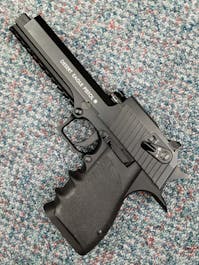 Cybergun BY-104445 Desert Eagle L6 .50AE CO2 GBB Pistol; FULL AUTO; Black