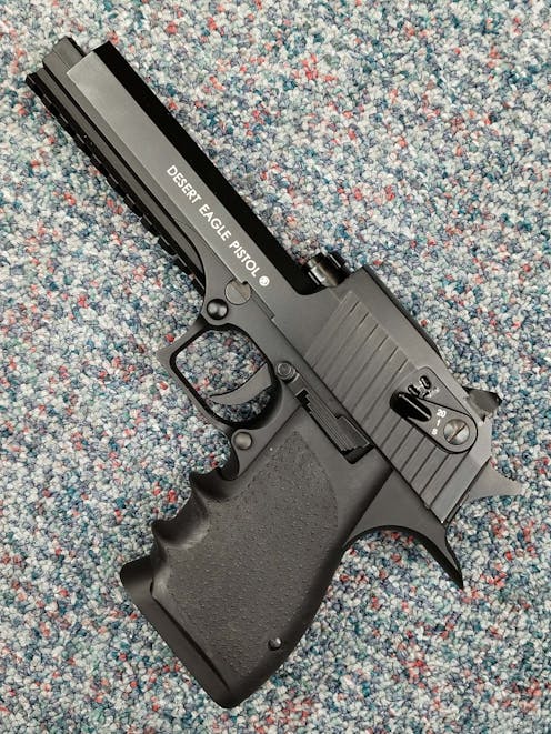 Cybergun BY-104445 Desert Eagle L6 .50AE CO2 GBB Pistol; FULL AUTO; Black