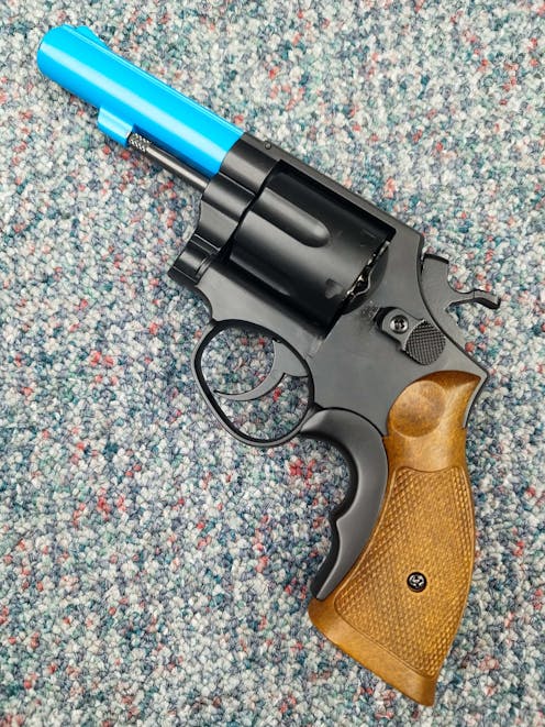 HFC BY-103735 HG-131B Green Gas Revolver; PTT Blue