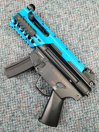 Jing Gong BY-104336 JG203 SMG-5K Submachine Gun AEG; PTT Blue