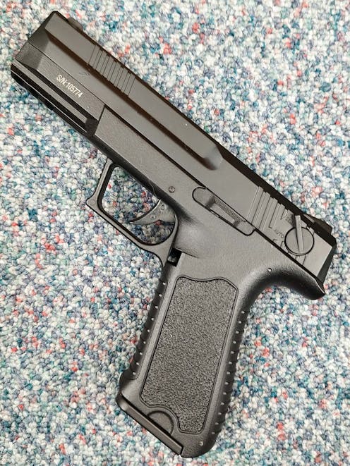 CYMA BY-104564 CM.127 ERGO-FA Electric AEP Pistol; Black