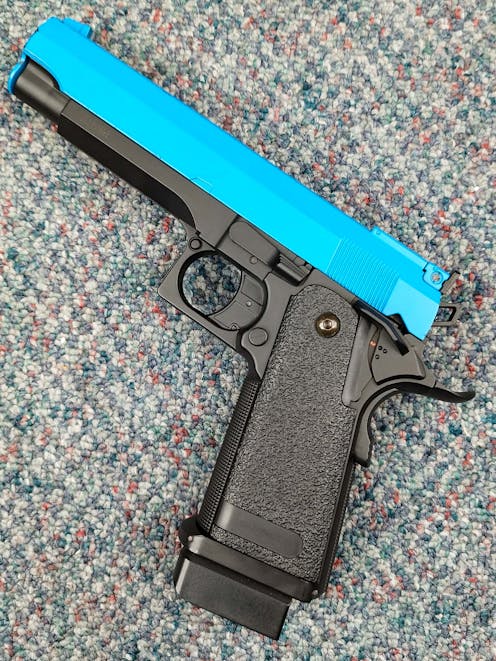 CYMA BY-104582 CM.128 Hi-Capa AEP; PTT Blue