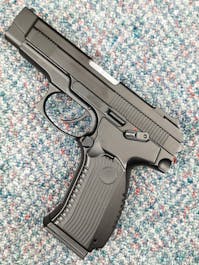 CYMA BY-103754 CM.136 Grach EBB; MOSFET Edition
