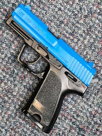 Umarex BY-103081 H&K USP Compact Spring Operated Airsoft Pistol; PTT Blue