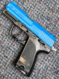 Umarex BY-103753 H&K USP Compact Spring Operated Airsoft Pistol; PTT Blue