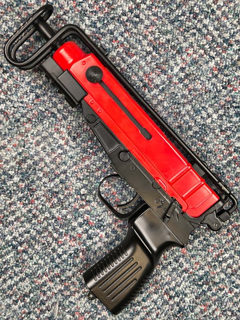 WELL BY-105167 R2 Scorpion Submachine Gun AEG; PTT Red