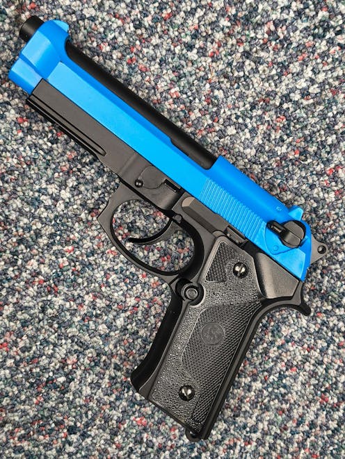 SRC BY-105255 B92 Vertec Model GBB Pistol; Two-Tone Blue