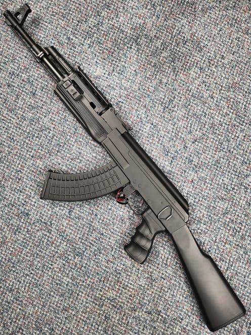 CYMA BY-105341 CM.520 AK-47 Tactical AEG w/ Solid Stock