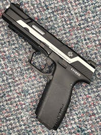 G&G Armament BY-105330 - Piranha MK I GBB Pistol; Black/Silver