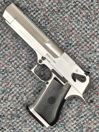 Cybergun BY-105327 Desert Eagle .50AE GBB Pistol w/Carry Case; Silver