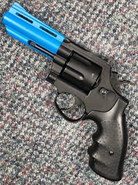 HFC BY-105431 - HG-133B Savaging Bull NBB Gas Revolver; Black; PTT Blue