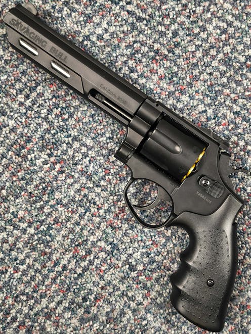 HFC BY-105257 - HG-133B Savaging Bull NBB Gas Revolver