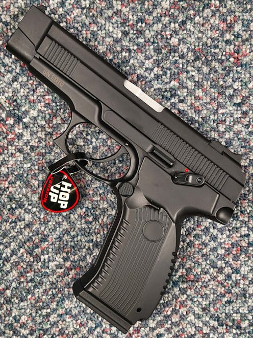 CYMA BY-105251 - CM.136 Grach EBB; MOSFET Edition