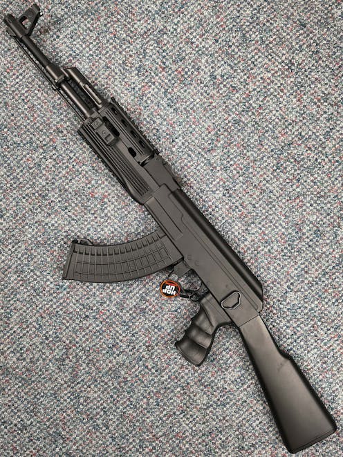 CYMA BY-105109 - CM.520 AK-47 Tactical AEG w/ Solid Stock