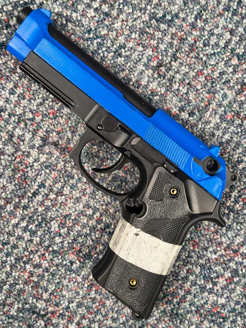SRC BY-104140 - B92 Model GBB Pistol; PTT Blue
