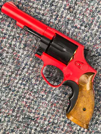 HFC BY-105571 - HG-131B Green Gas Revolver; PTT Red