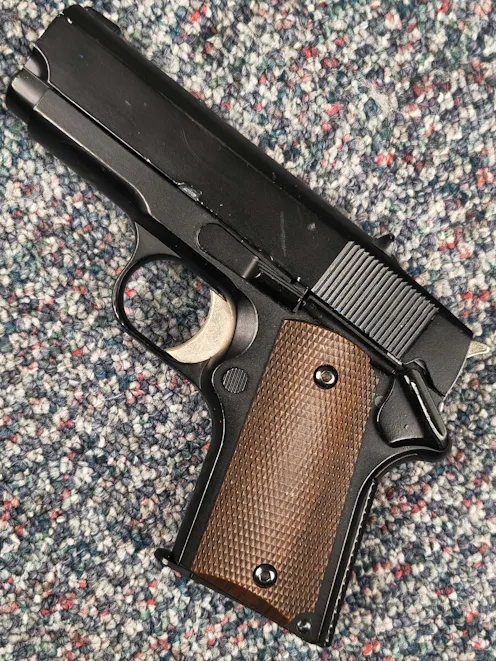 Army Armament BY-104897 - R45A1 1911 Compact GBB Pistol