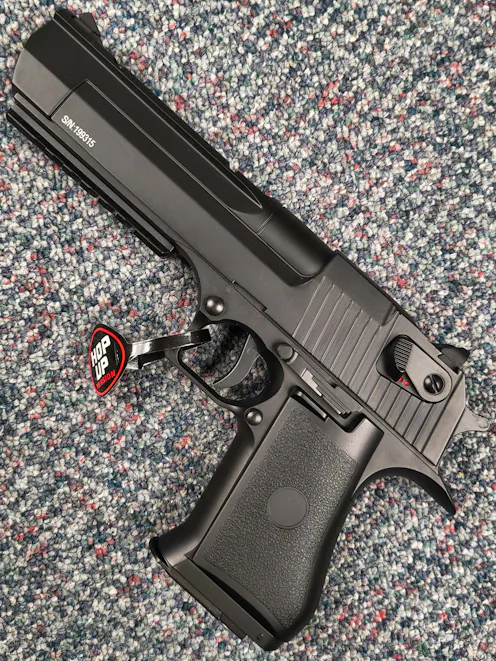 CYMA BY-105505 - CM.121 Desert Eagle AEP Electric Pistol; Black