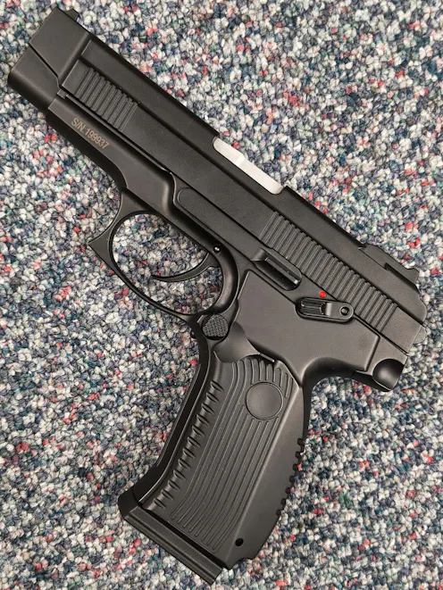 CYMA BY-105232 - CM.136 Grach EBB; MOSFET Edition