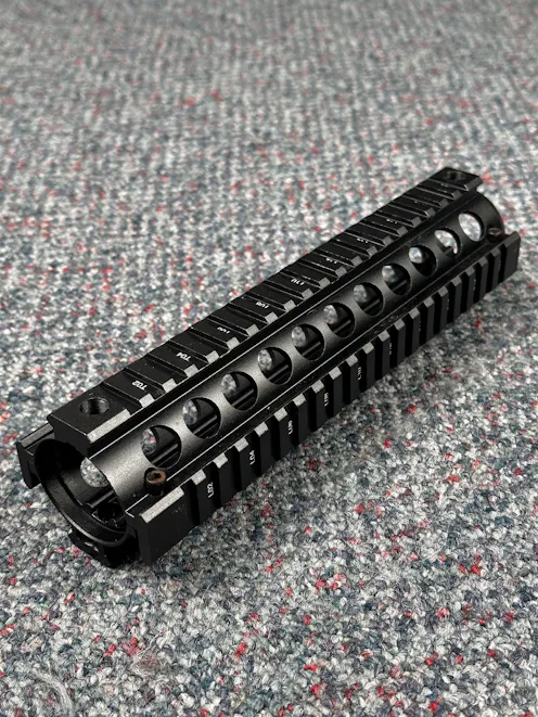 Unknown BONEYARD 20mm Picatinny Quad Rail Handguard